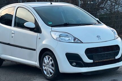 Peugeot 107 133.730 km 3.999 &euro; Wuppertal 42389