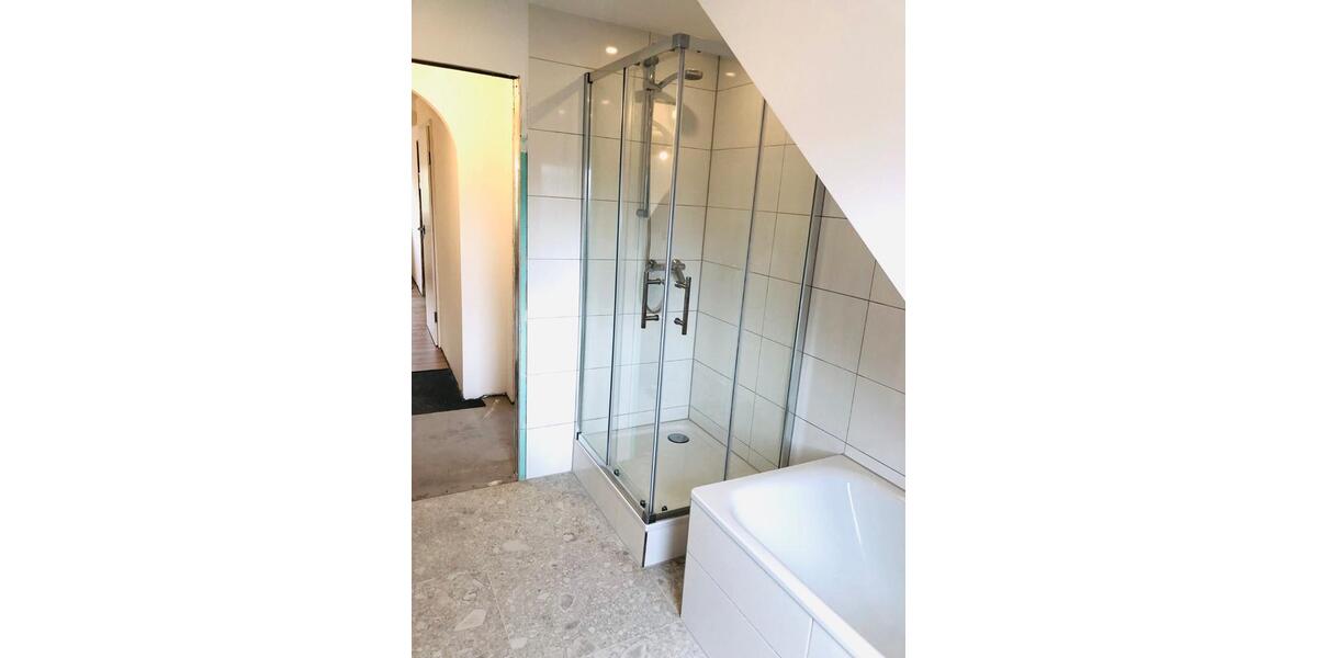 Dachgeschoßwohnung Dortmund Eving - 4 Zimmer, 115 m&sup2;, 1.100&euro; | Angebot:27580153
