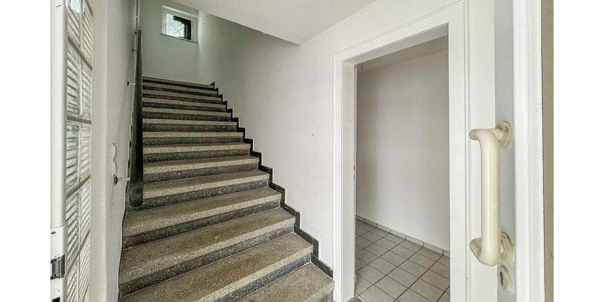 Reihenendhaus Hagen Mittelstadt - 2 Zimmer, 82 m&sup2;, 574&euro; | Angebot:26766697