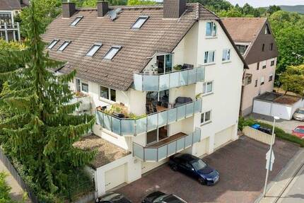 Wohnen am Steinberg - 3-Zimmer-Wohnung mit Balkon & Garage