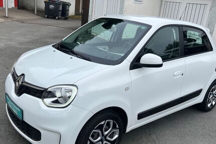 Renault Twingo 29.000 km 8.499 € Essen 45355
