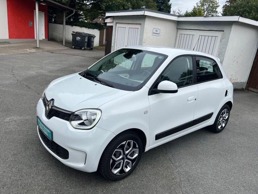 Renault Twingo 29.000 km 8.499 € Essen 45355