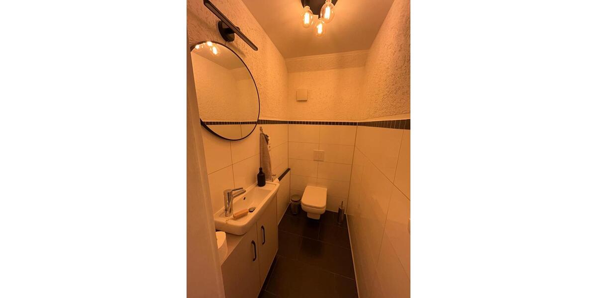 Dachgeschoßwohnung Hattingen Blankenstein - 3.5 Zimmer, 102 m&sup2;, 1.150&euro; | Angebot:24122825