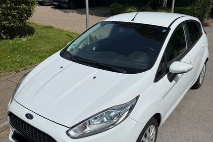 Ford Fiesta 121.450 km 5.999 &euro; Essen 45133