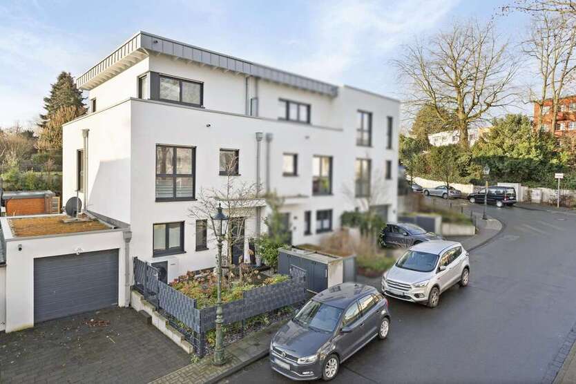 Haus zum Kaufen in Düsseldorf 1.499.000 € 156 m²