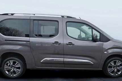 Toyota Proace City 72.100 km 17.500 &euro; Gelsenkirchen 45897