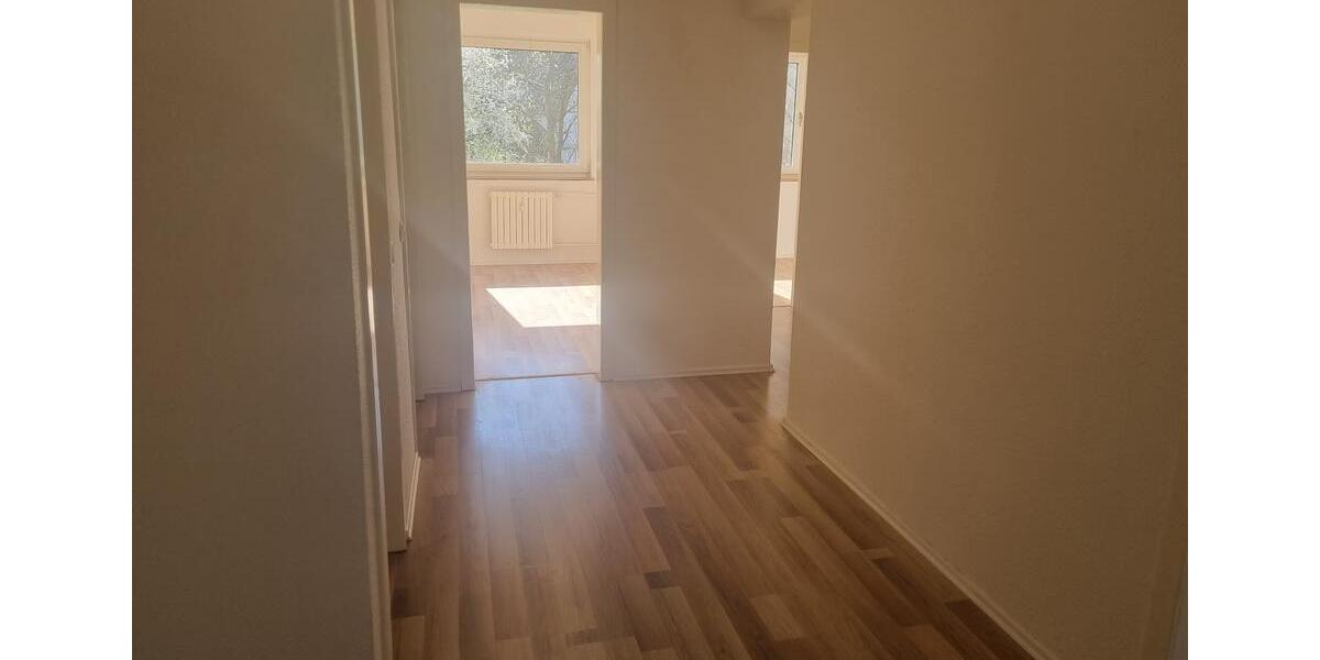 Etagenwohnung Gelsenkirchen Gelsenkirchen-West - 4 Zimmer, 77 m&sup2;, 620&euro; | Angebot:25784478