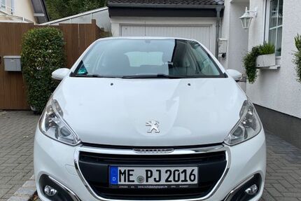 Peugeot 208 85.201 km 7.000 € Ratingen 40885