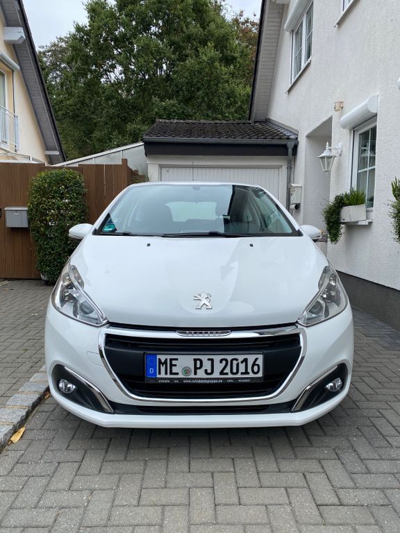 Peugeot 208 85.201 km 7.000 € Ratingen 40885