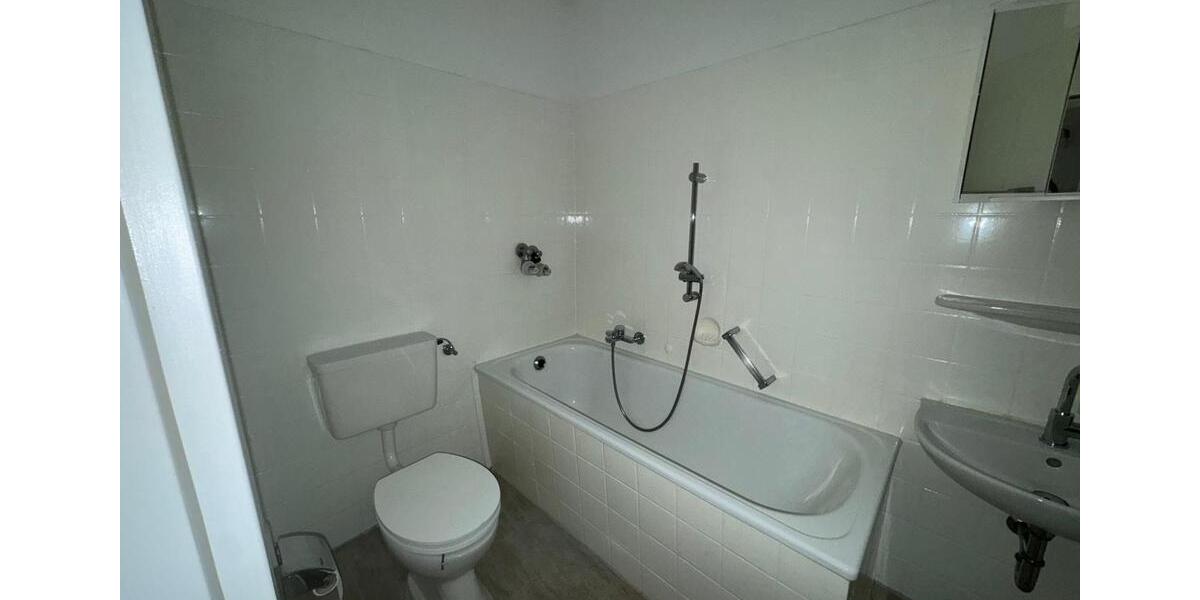 Etagenwohnung Bochum Laer - 1.5 Zimmer, 40 m&sup2;, 450&euro; | Angebot:25515258