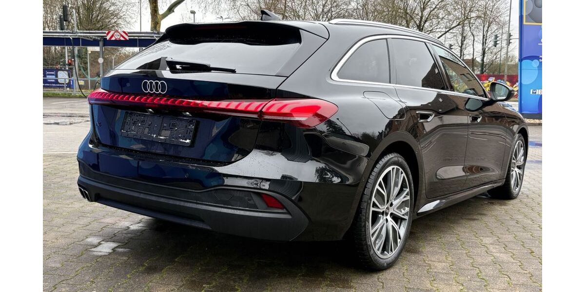 Audi A5 6.100 km 45.688 &euro; Gelsenkirchen OT Schalke-Nord 45881