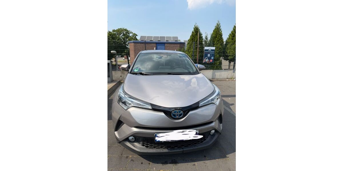 Toyota C-HR 111.000 km 16.500 &euro; Bochum 44809
