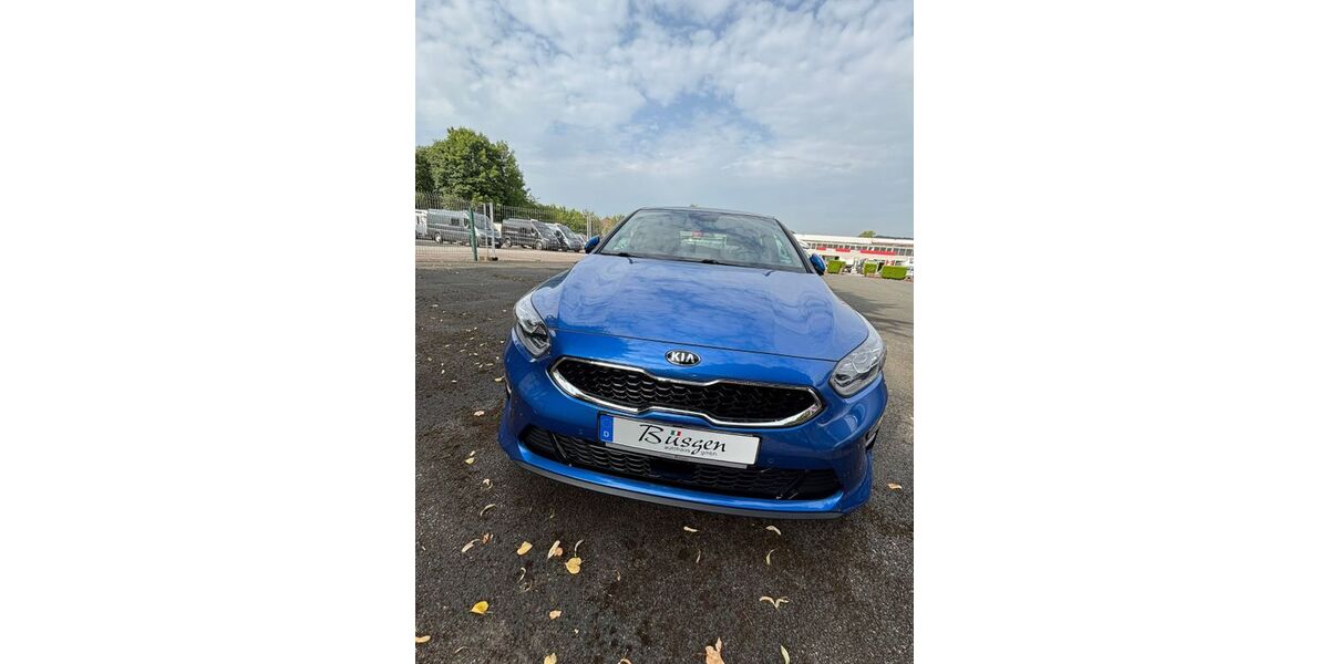 Kia ceed / Ceed 78.000 km 13.900 &euro; Schwelm 58332