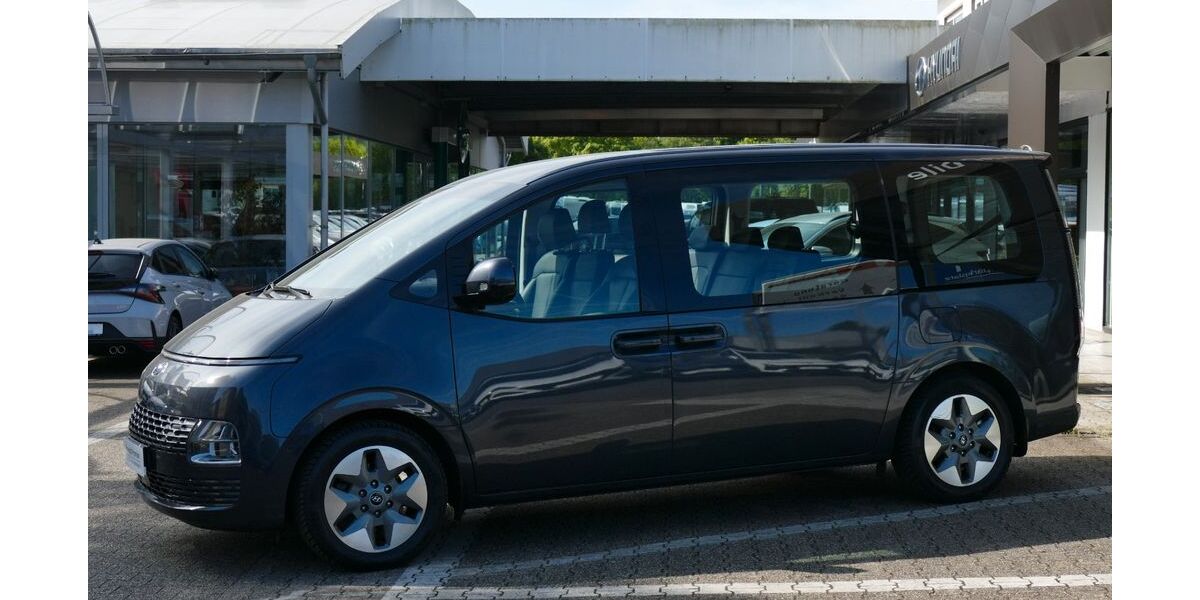 Hyundai STARIA 29.400 km 41.890 &euro; Schwelm 58332