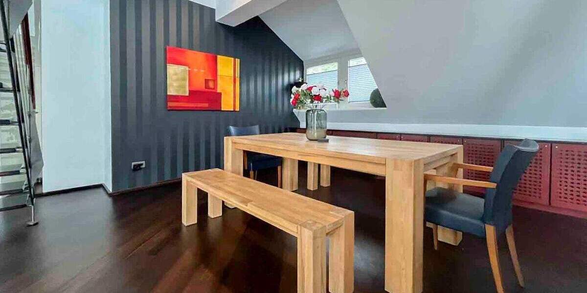 Exklusive Maisonette-Eigentumswohnung mit Sauna, großer Terrasse und außergewöhnlicher Architektur 5 zimmer