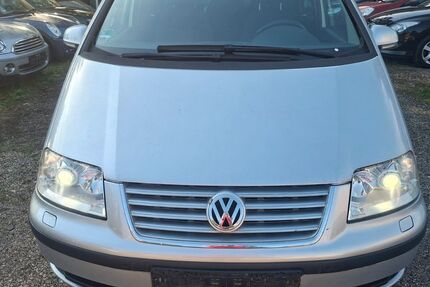 VW Sharan 185.000 km 3.001 &euro; Oberhausen 46045