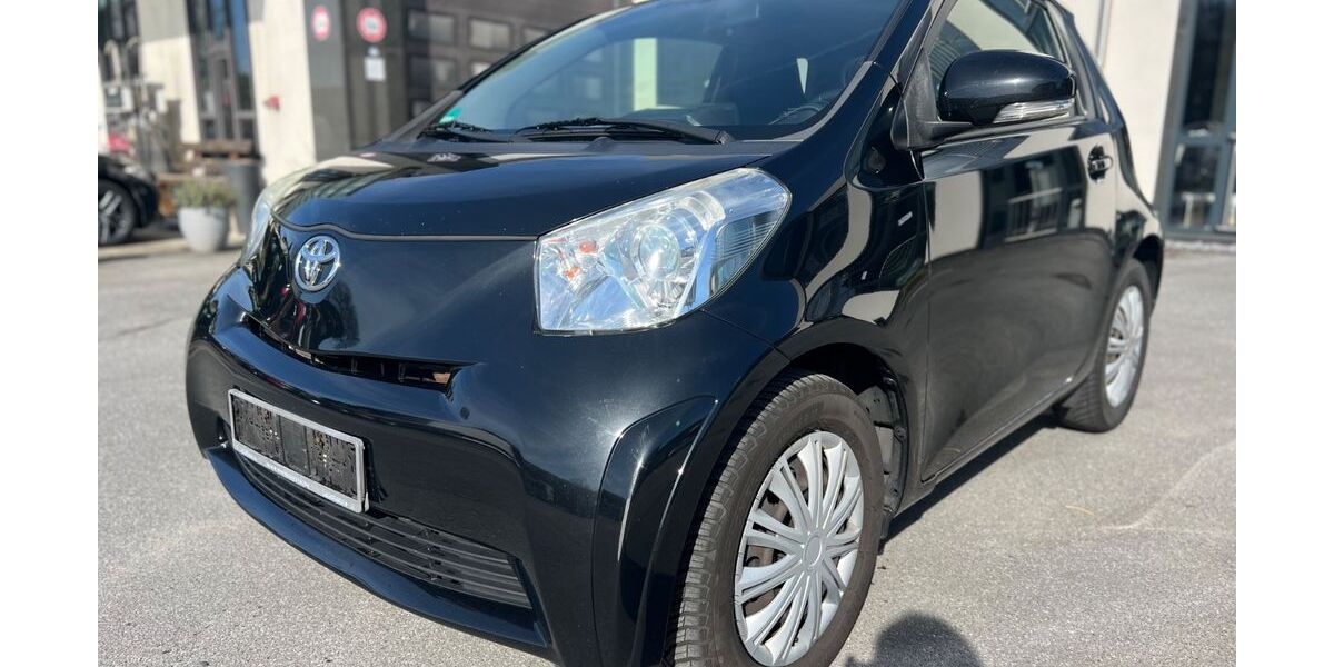 Toyota IQ 152.000 km 6.599 &euro; Wuppertal 42111