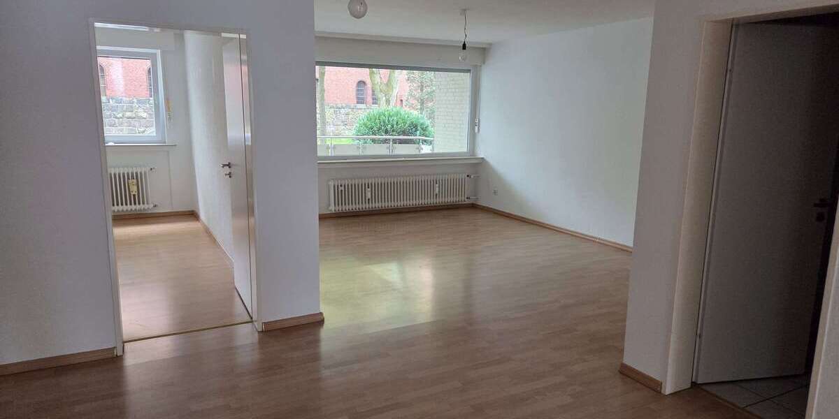Etagenwohnung Lünen Brambauer - 3.5 Zimmer, 79 m&sup2;, 750&euro; | Angebot:26401968