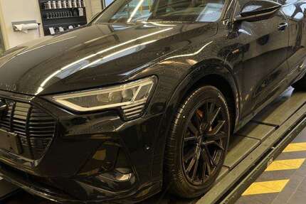 Audi e-tron 32.386 km 34.840 &euro; Hagen 58091