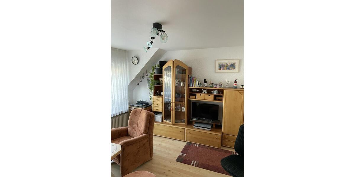 Dachgeschoßwohnung Hagen Hohenlimburg - 4 Zimmer, 79 m&sup2;, 690&euro; | Angebot:25297111