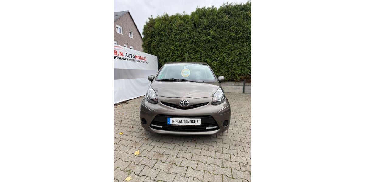 Toyota Aygo (X) 113.296 km 4.200 &euro; Dortmund 44388
