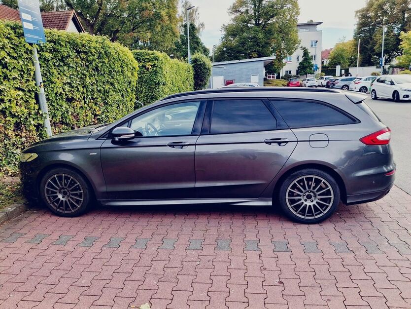 Ford Mondeo 105.000 km 18.500 € Unna 59427