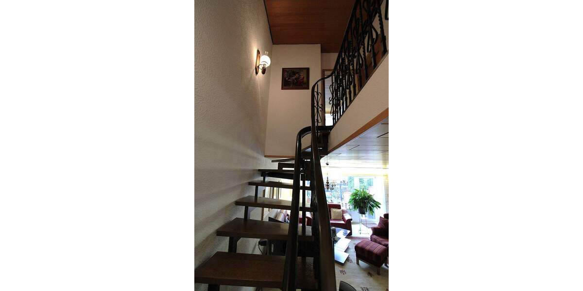 Reihenmittelhaus Gladbeck Zweckel - 6 Zimmer, 150 m&sup2;, 385.000&euro; | Angebot:24786403