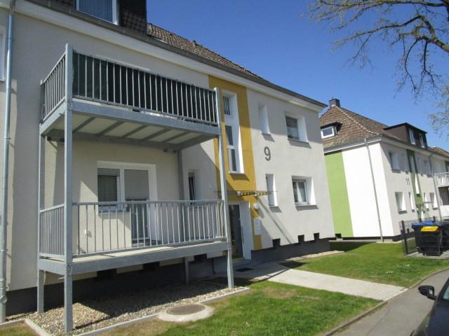 Schöne Wohnung: 2-Zimmer-Dachgeschosswohnung zimmer