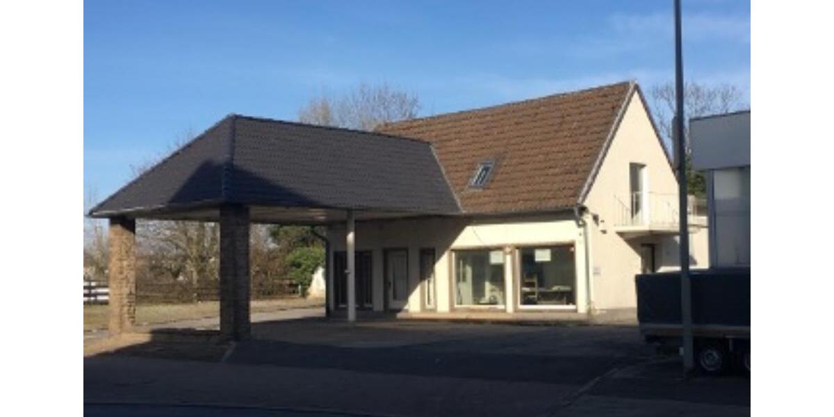 Büroräume in ehemaliger Tankstelle in Hattingen mit Stellplätzen zimmer