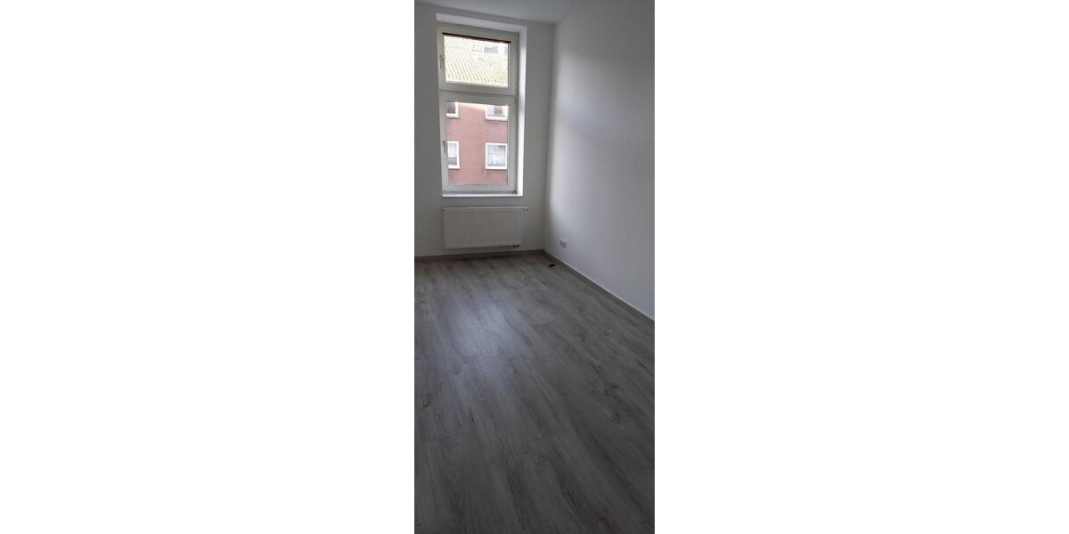 Etagenwohnung Hagen Hagen-Nord - 3 Zimmer, 105 m&sup2;, 840&euro; | Angebot:27579431
