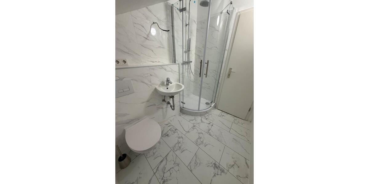 Dachgeschoßwohnung Hagen Hohenlimburg - 4 Zimmer, 122 m&sup2;, 1.250&euro; | Angebot:25285301