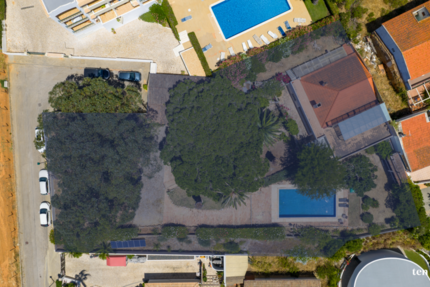 Grundstück zu verkaufen in Lagos 1.200.000 € 1783 m²