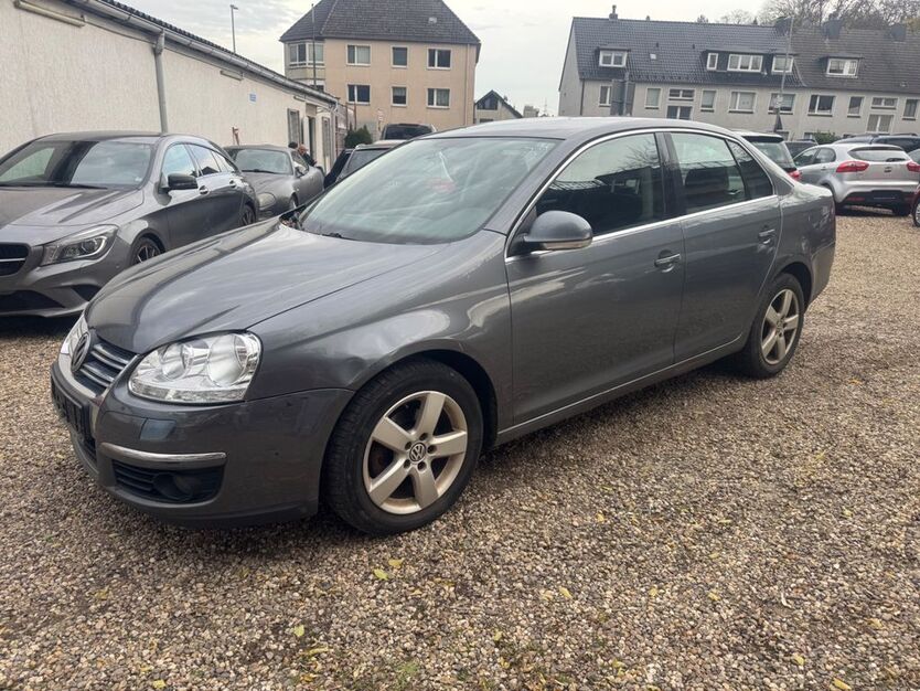 VW Jetta 223.000 km 2.250 € Essen 45356