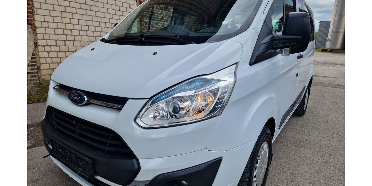Ford Tourneo Custom 77.334 km 13.600 &euro; Bochum 44805