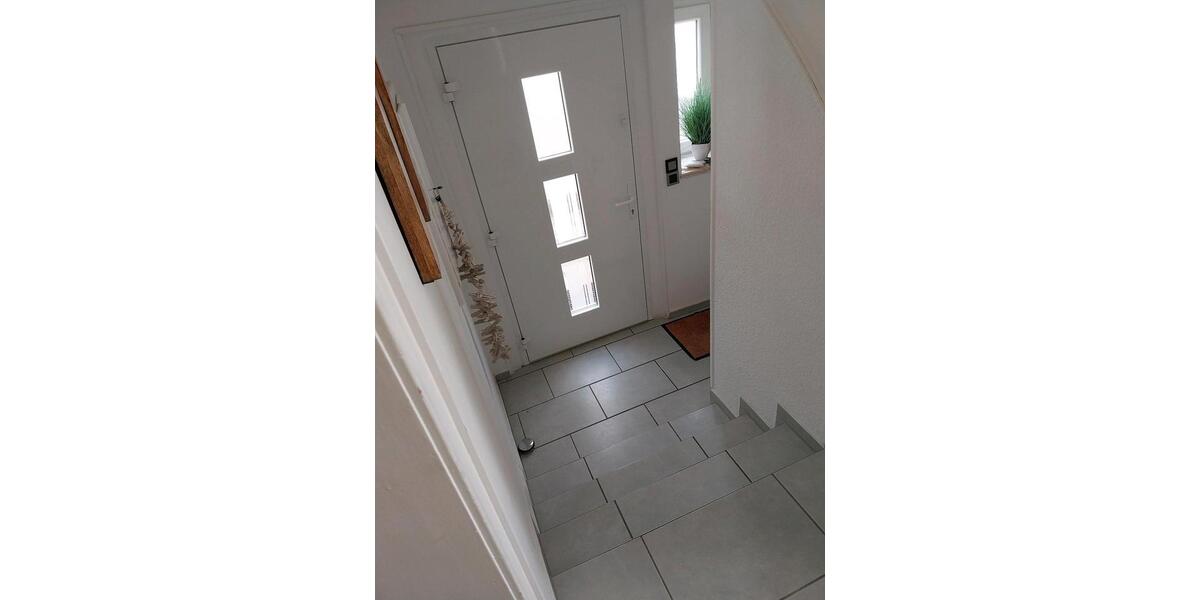 Reihenhaus Lünen - 7 Zimmer, 140 m&sup2;, 355.000&euro; | Angebot:25753228