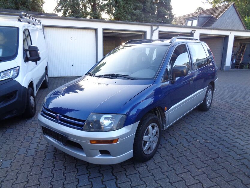 Mitsubishi Space Runner 196.000 km 1.950 € Mülheim 45481