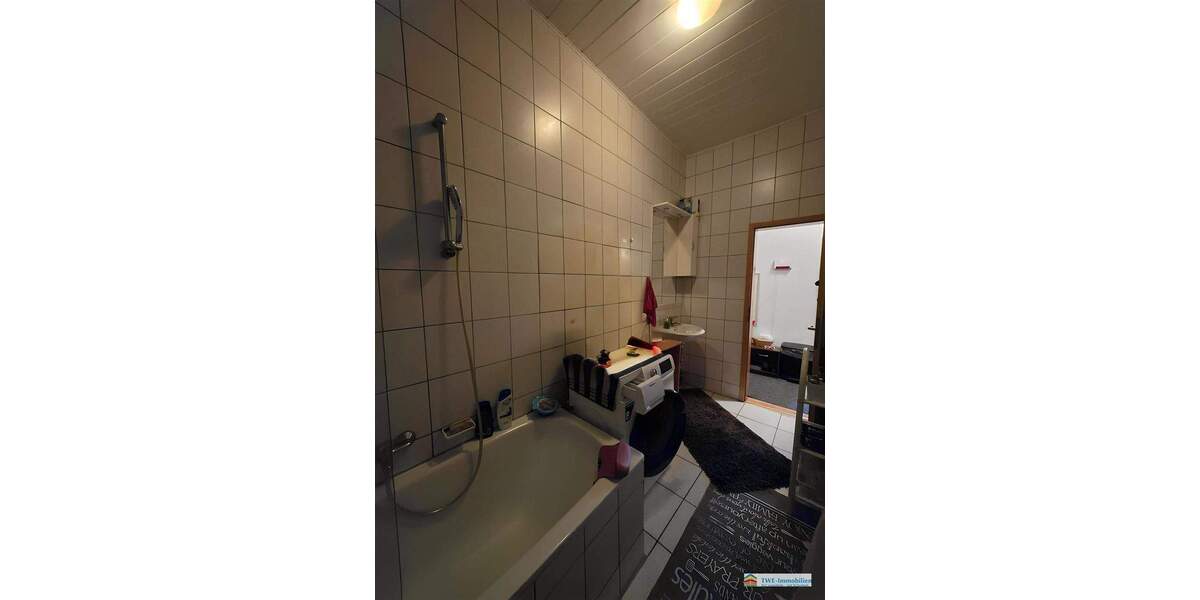 Charmante 2-Zimmer-Altbauwohnung Modernisiert 2 zimmer