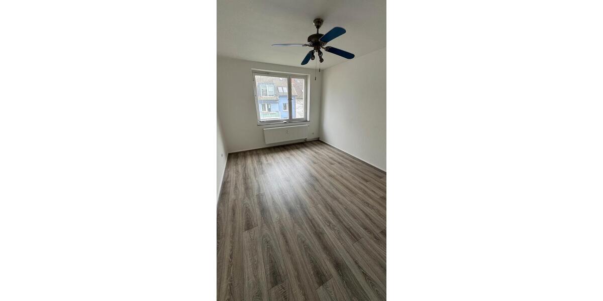 Etagenwohnung Dortmund Innenstadt Nord - 3 Zimmer, 80 m&sup2;, 670&euro; | Angebot:26364771