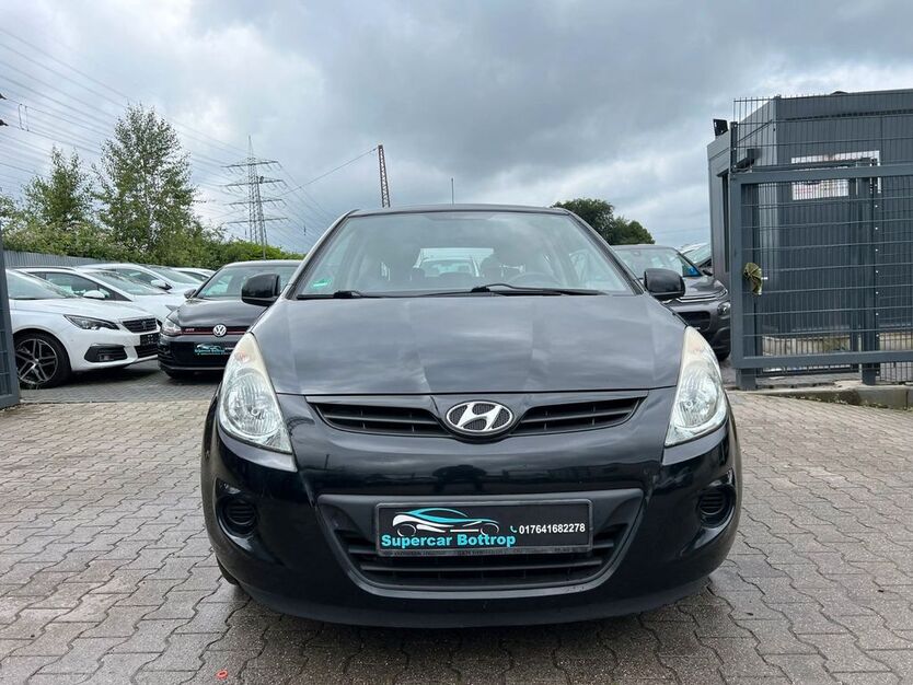 Hyundai i20 127.242 km 3.400 € Bottrop 46238