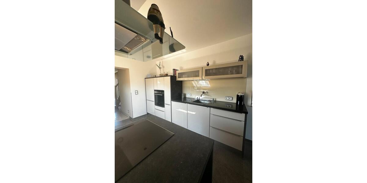 Dachgeschoßwohnung Schwerte - 6 Zimmer, 118 m&sup2;, 295.000&euro; | Angebot:27228319