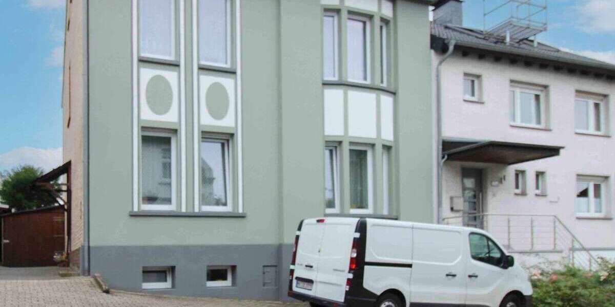 Haus zum Kaufen in Mülheim an der Ruhr 450.000 € 173.66 m² 7 zimmer