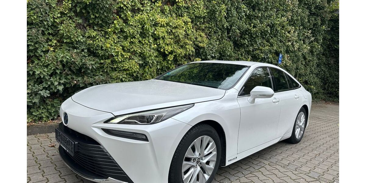 Toyota Mirai 141.000 km 8.990 &euro; Wuppertal 42281