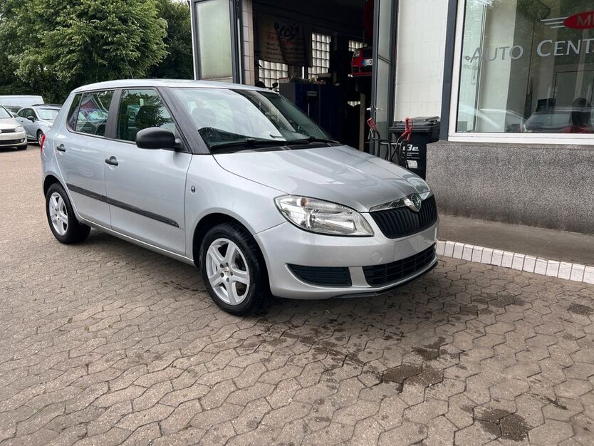 Skoda Fabia 88.000 km 5.980 € Essen 45141