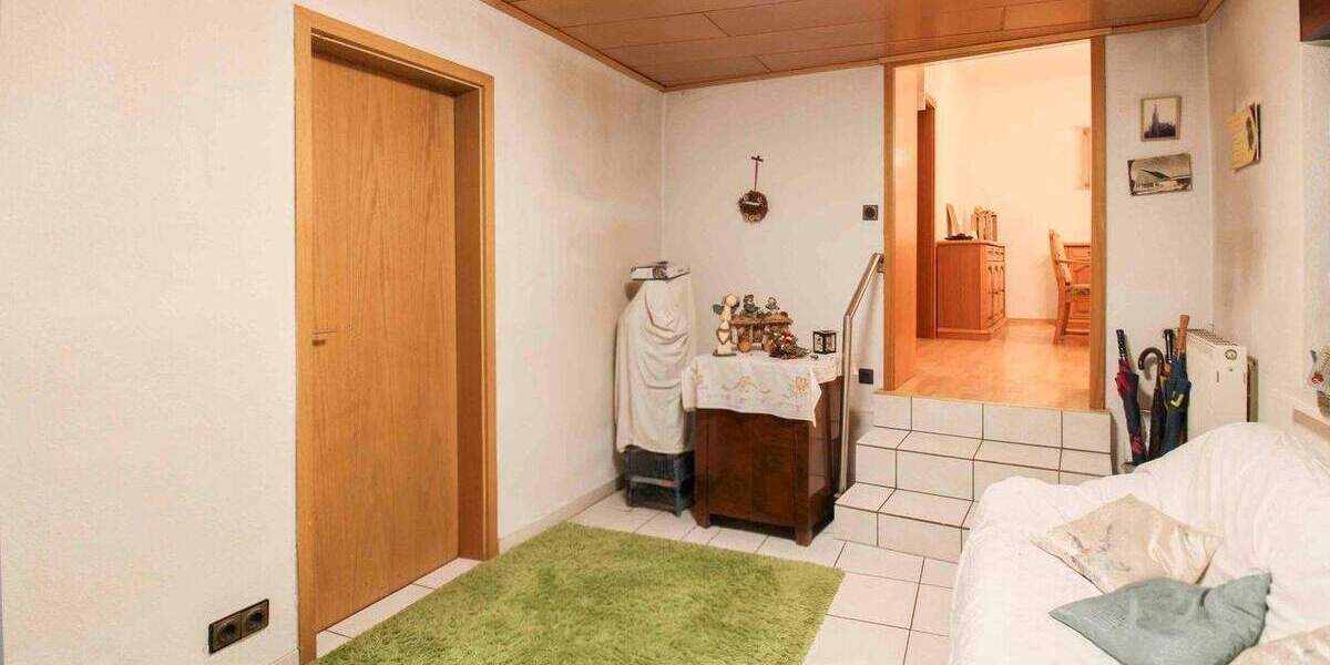 Mehrfamilienhaus, Wohnhaus Bochum Laer - 6 Zimmer, 349.000&euro; | Angebot:25265689