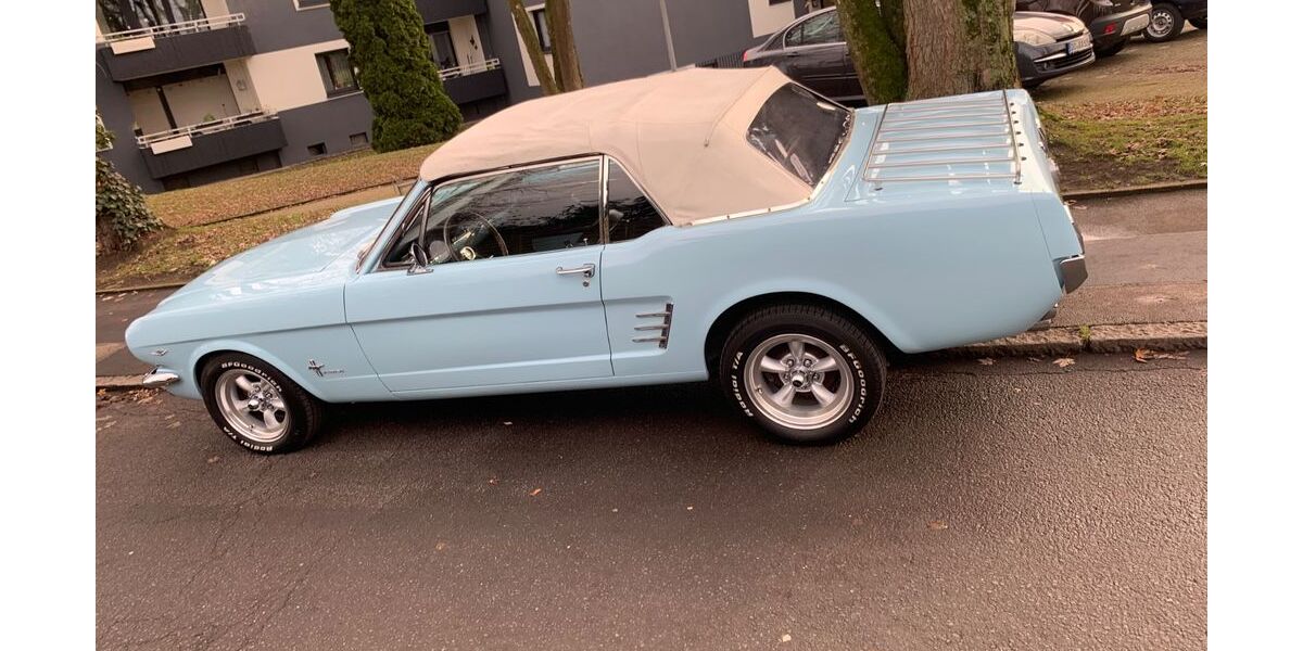 Ford Mustang 137.000 km 35.900 &euro; Dortmund 44227