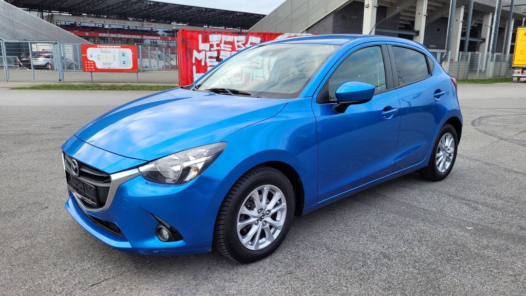 Mazda 2 63.700 km 8.490 &euro; Essen 45356
