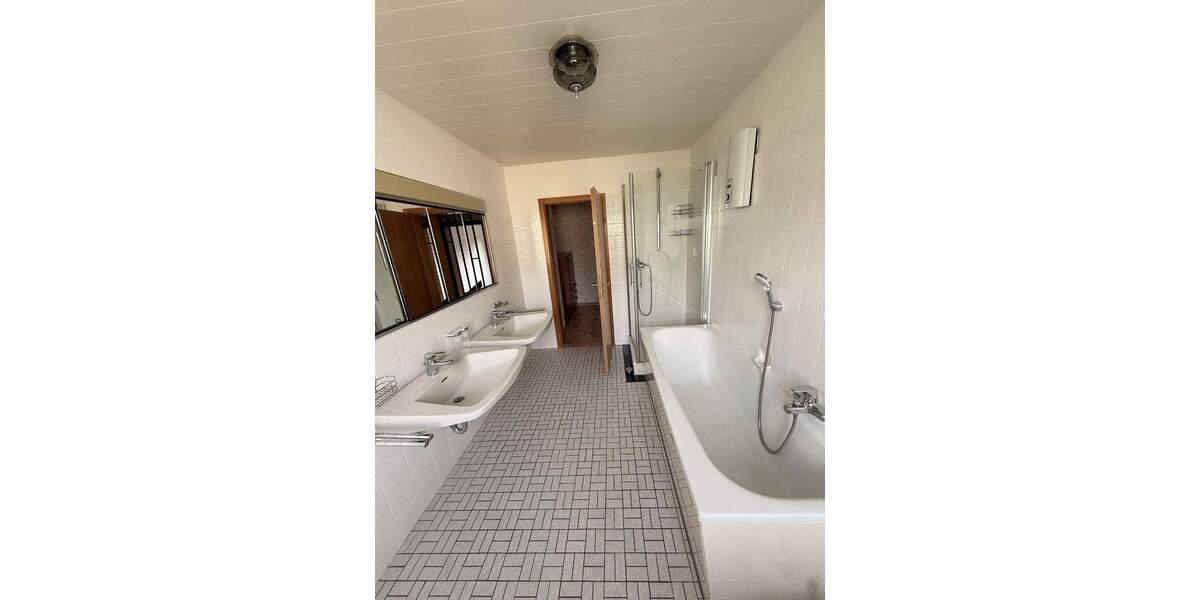 Reihenendhaus Essen Schonnebeck - 5 Zimmer, 145 m&sup2;, 419.000&euro; | Angebot:24389397