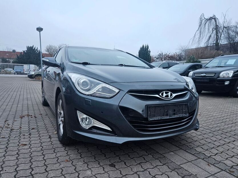 Hyundai i40 163.000 km 7.999 € Bochum 44866