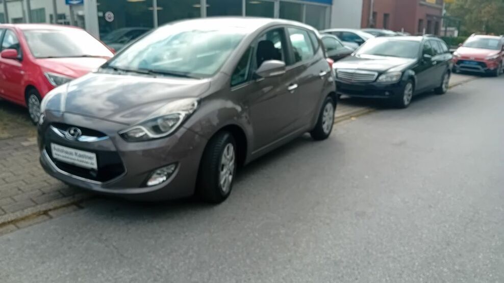 Hyundai ix20 87.650 km 8.750 € Duisburg 47269