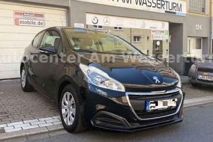 Peugeot 208 125.400 km 4.190 &euro; Essen 45139